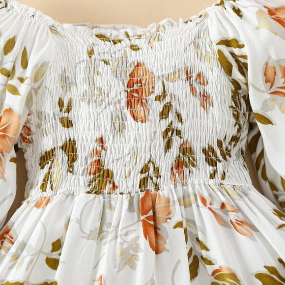 Toddler dress, size 12-18 months . Flower design. - Picture 2 of 3